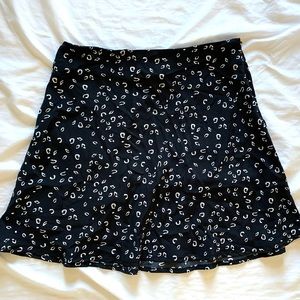 Ivy & Main high waisted mini skirt